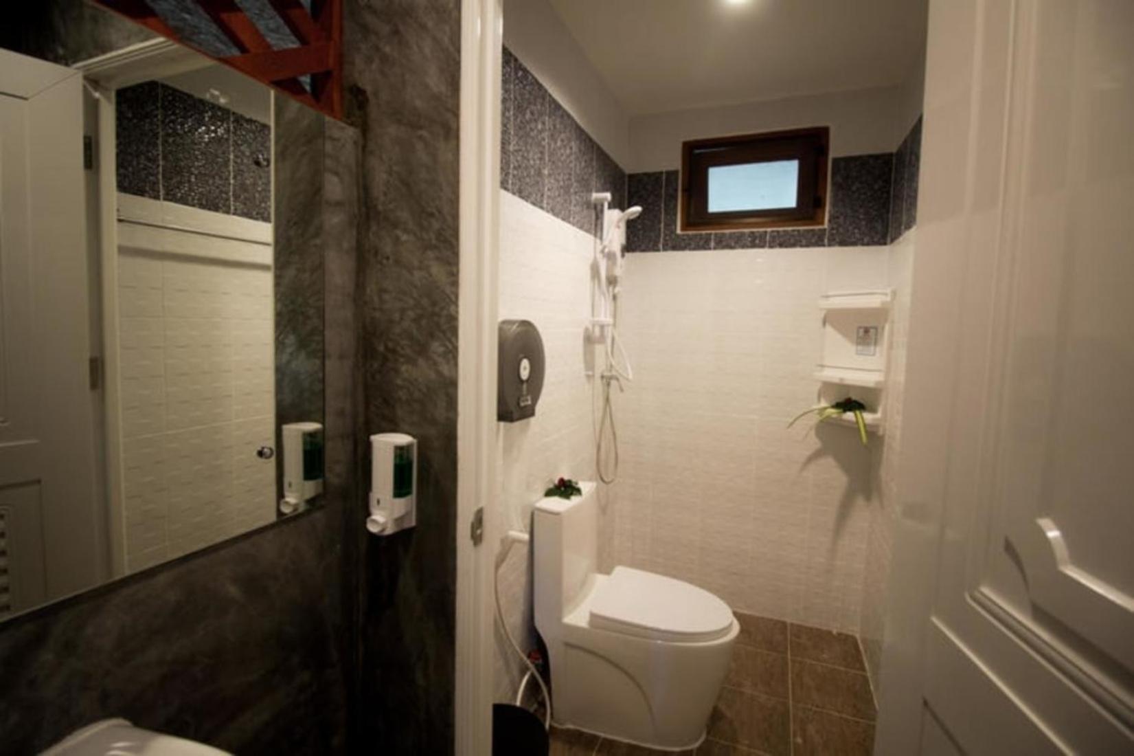 Blanco Hostel Lanta 18 To 35 Ко-Ланта Экстерьер фото